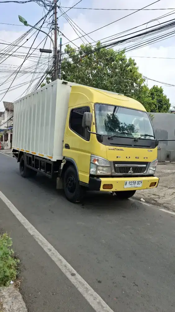 Mitaubishi colt diesel 110PS CDD 6roda box orsinil 2021