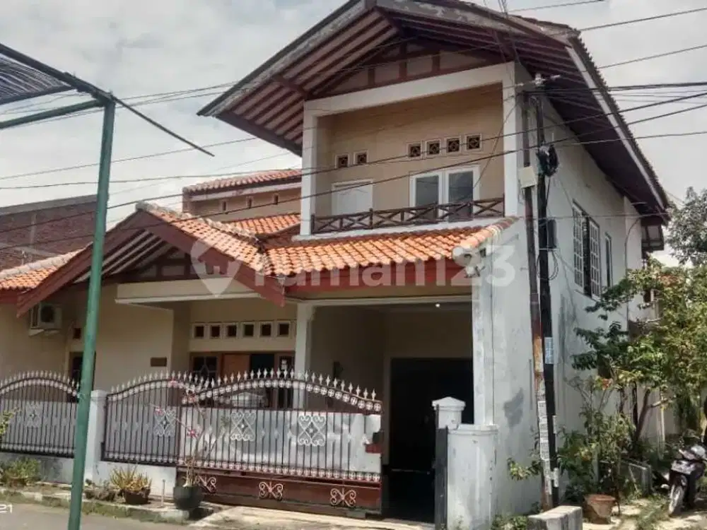 Rumah 2 Lantai Daerah Mejasem