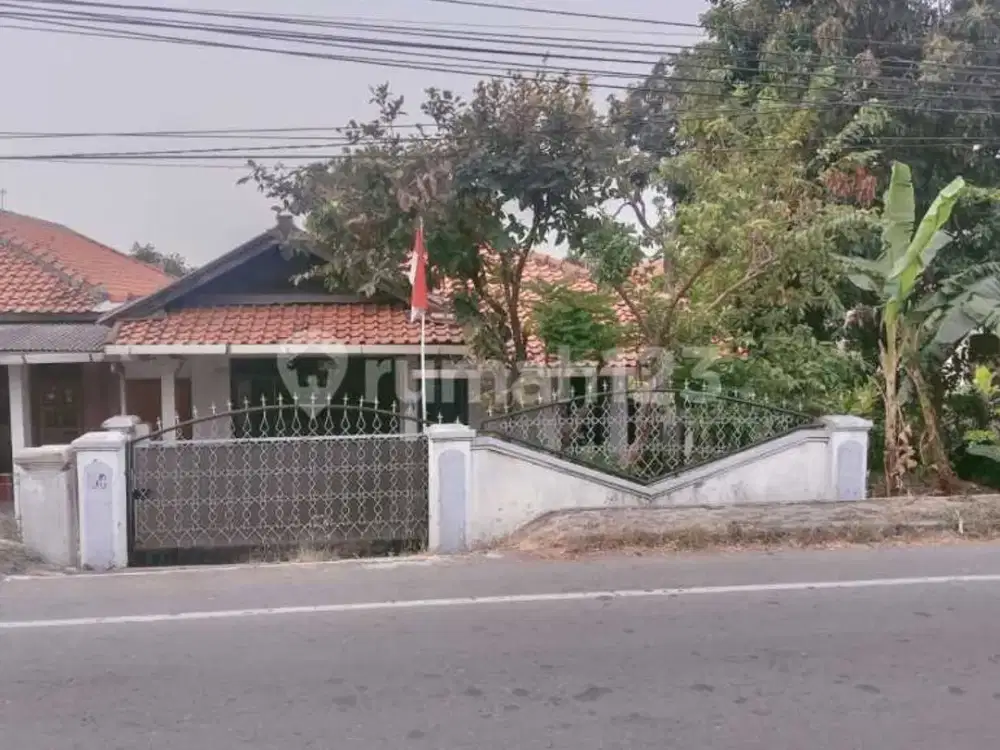 Rumah Daerah Pantura Dekat Pasar