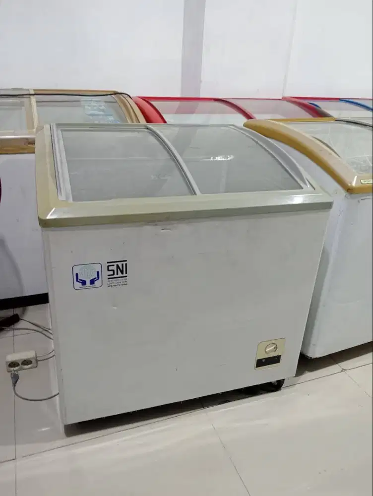 freezer sleding kaca murah merk RSA 213L