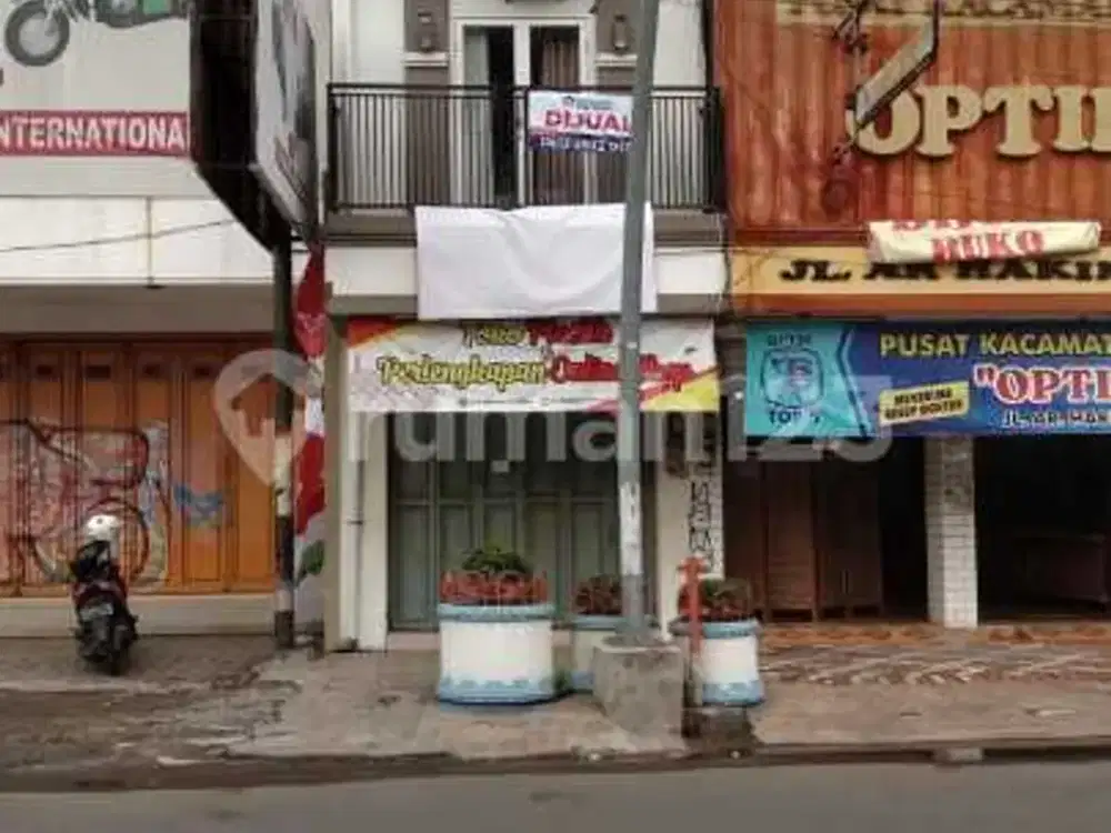 Ruko 3 Lantai di Pusat Bisnis Tegal