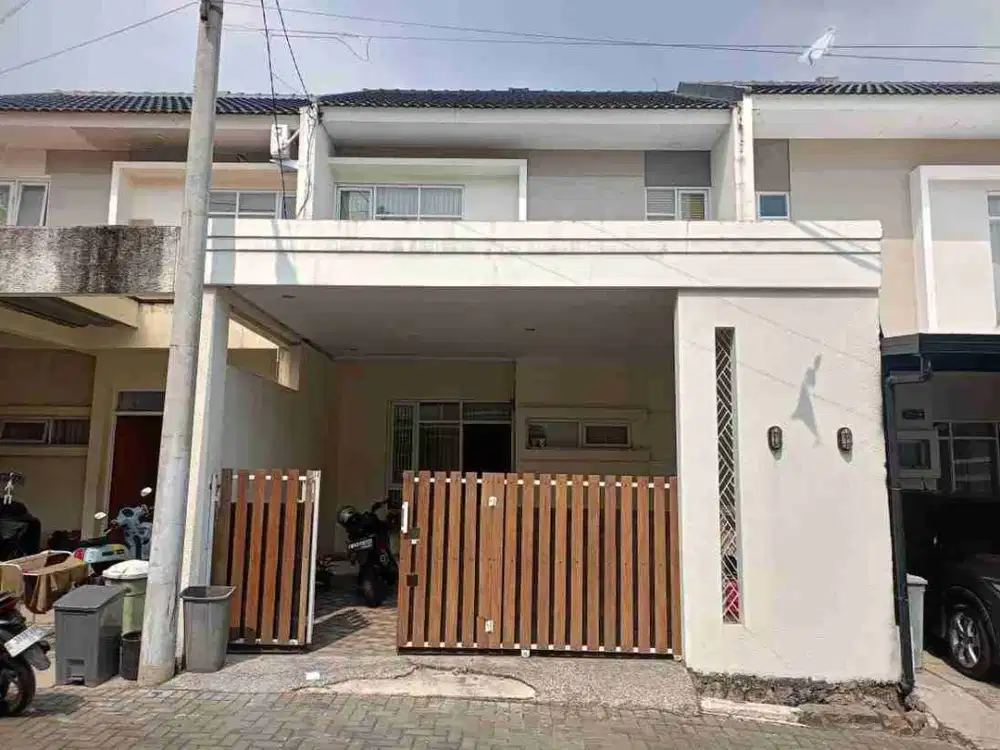 Dijual Rumah Terawat Di Dalam Perumahan Di Sariwangi Bandung