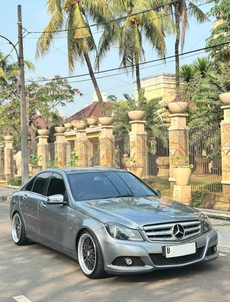 Mercy C200 2012 W204 Facelift
