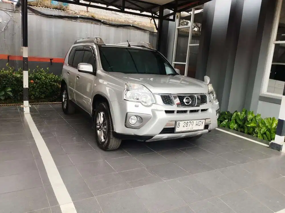 Nissan X-Trail 2014 Bensin