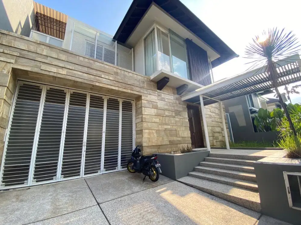 DIJUAL RUMAH GRAHA FAMILI FULL FURNISHED CLUSTER TERFAVORIT!