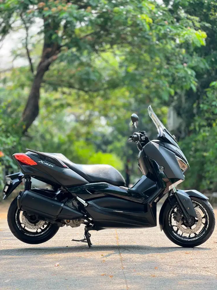 YAMAHA XMAX 250 ABS HITAM 2018 KM RENDAH PAJAK PANJANG NO MINUS