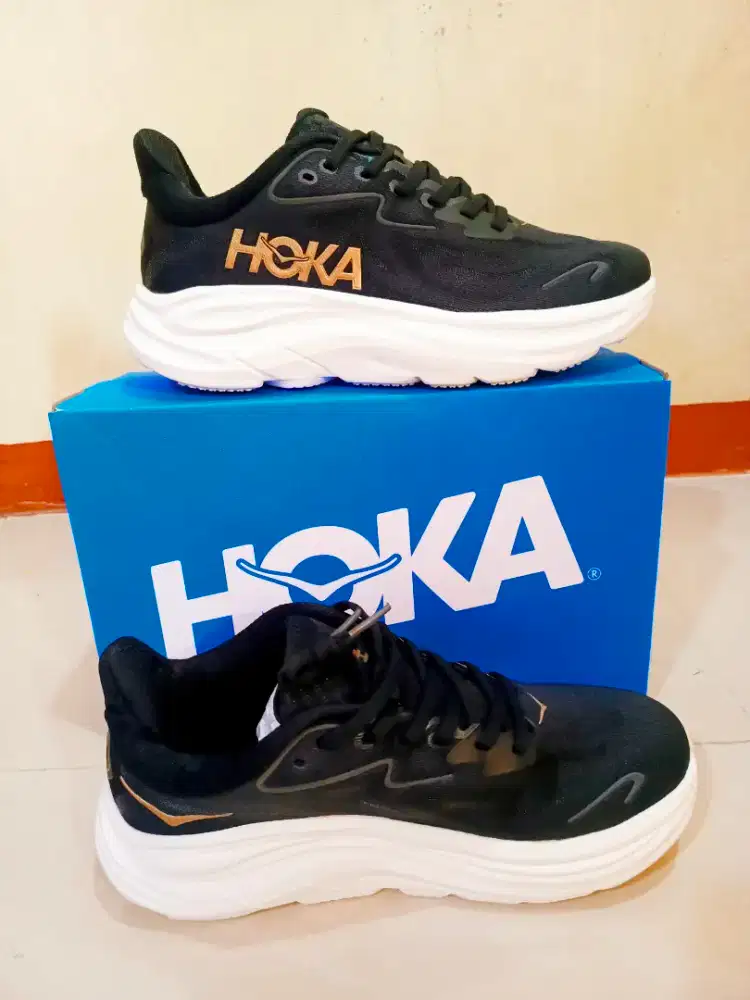 Sepatu Running Pria