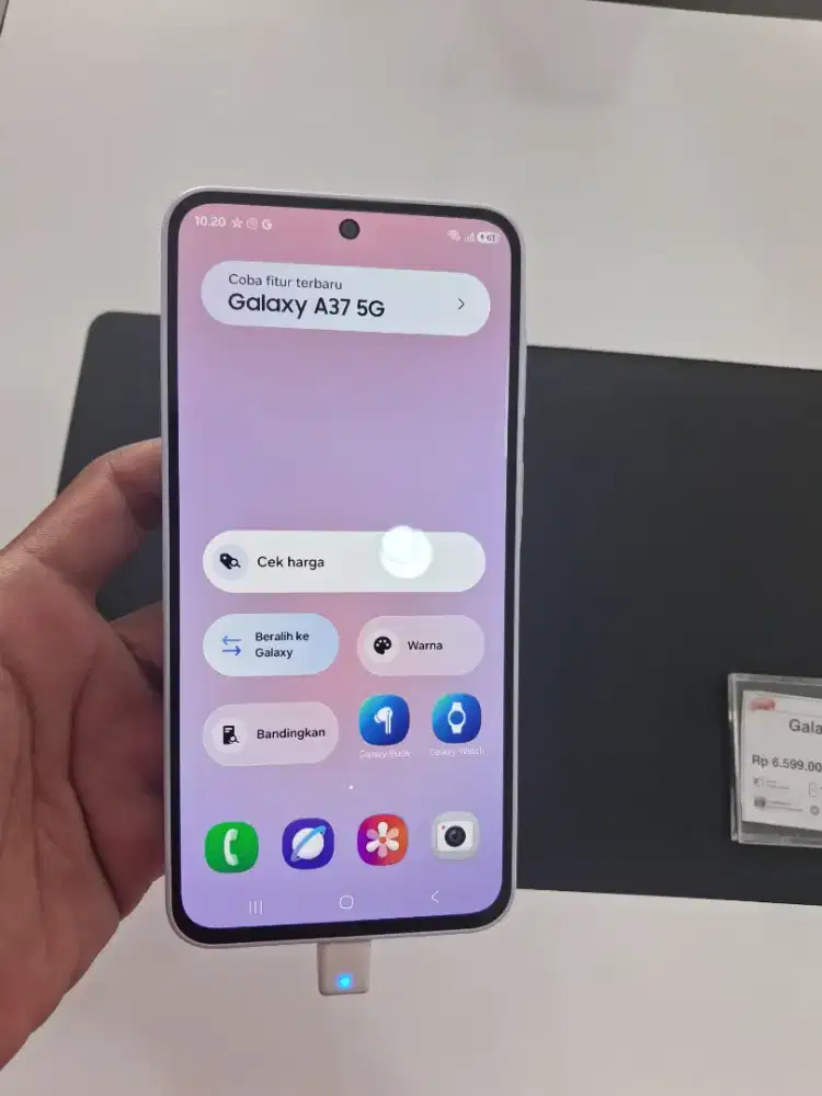 Galaxy A37 5G .