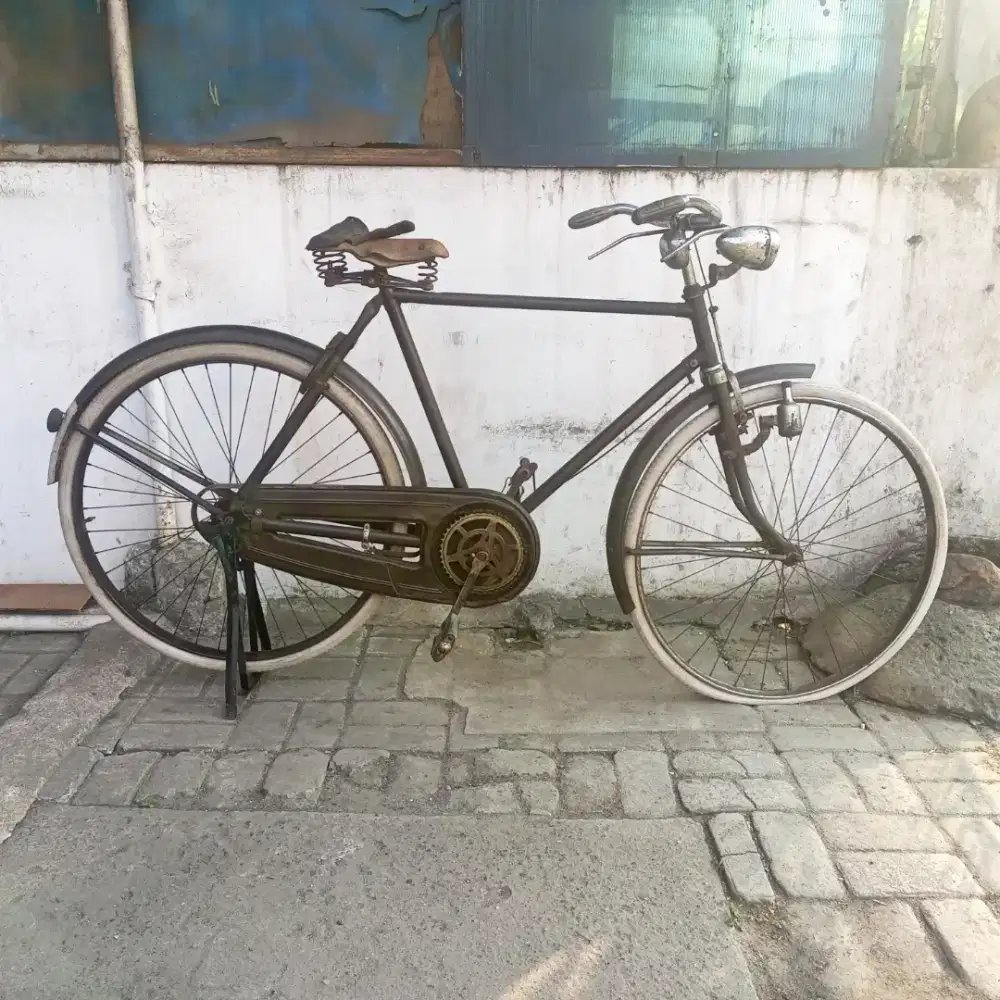 Sepeda Onthel/Ontel No. Frame E 5510 Gents Roadster/Heren Tua Vintage