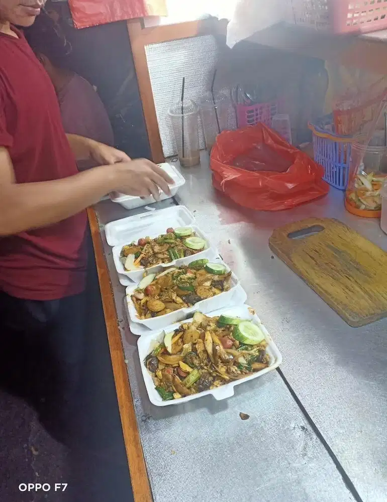 Jualan Nasgor kaki5