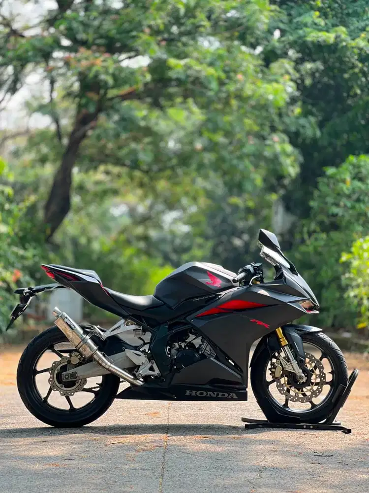 HONDA CBR 250RR ABS HITAM DOFF 2018 KM LOW PAJAK PANJANG SIAP TOURING