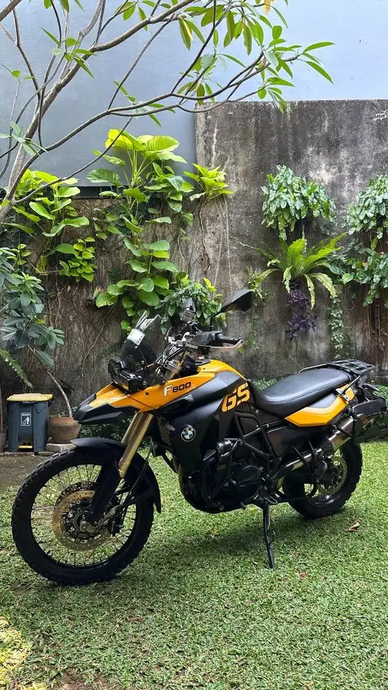 BMW F800 GS Full paper