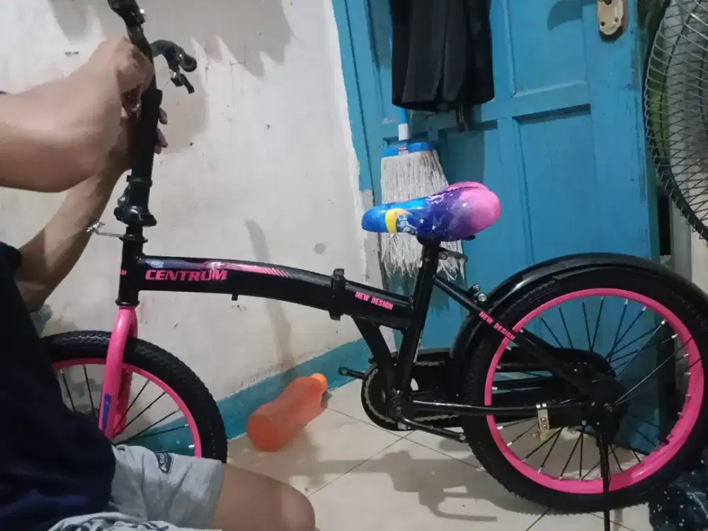Di jual cepat sepeda lipat masih baru