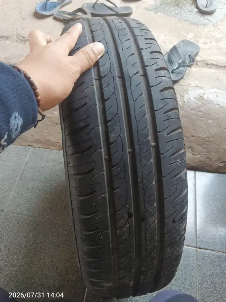 VELG + BAN 175/70 R13 82H