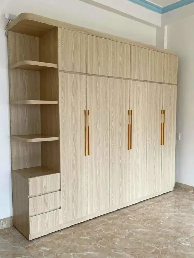 Lemari pakaian custom
