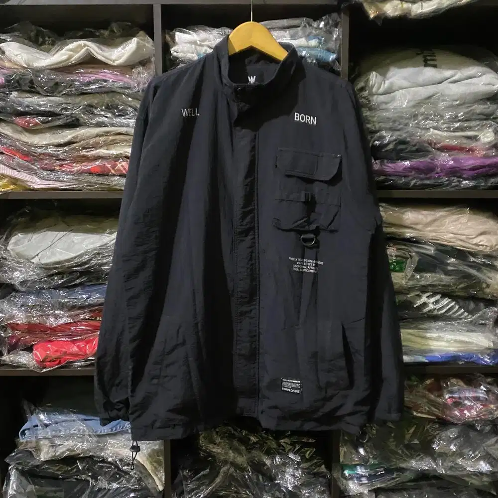 Jaket windbreaker Wellborn - Size XXL - Jaket outdoor hitam black