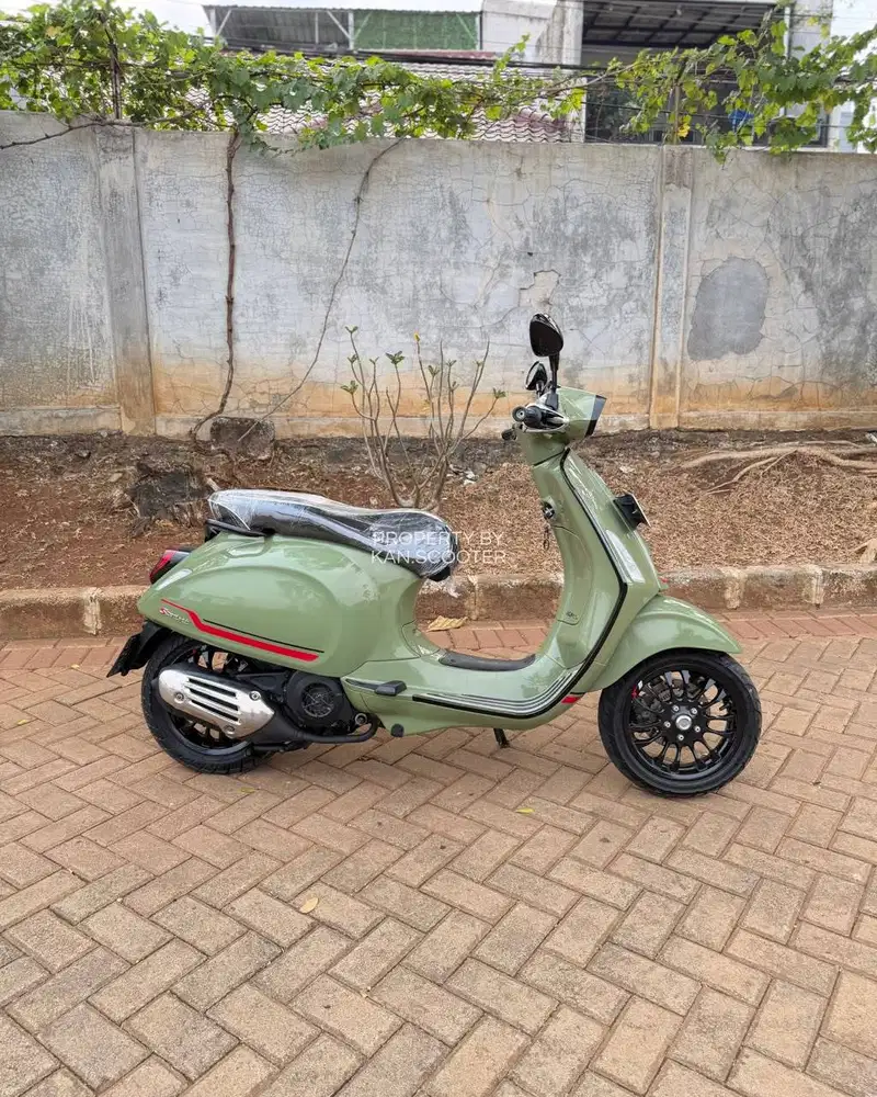 JUAL MURAH VESPA SPRINT S 150 iGET ABS FACELIFT 2023 MULUS