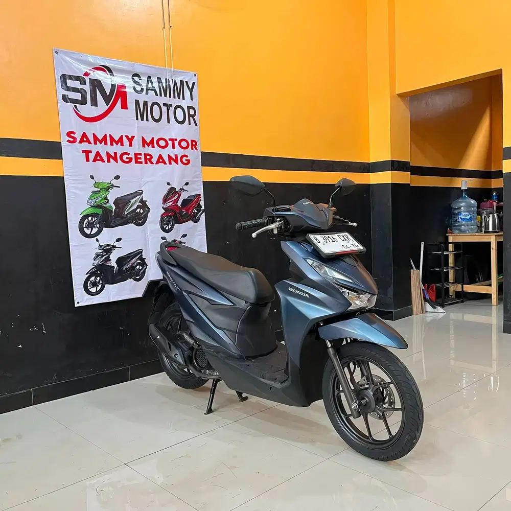 BEAT DELUXE SMARTKEY 2025