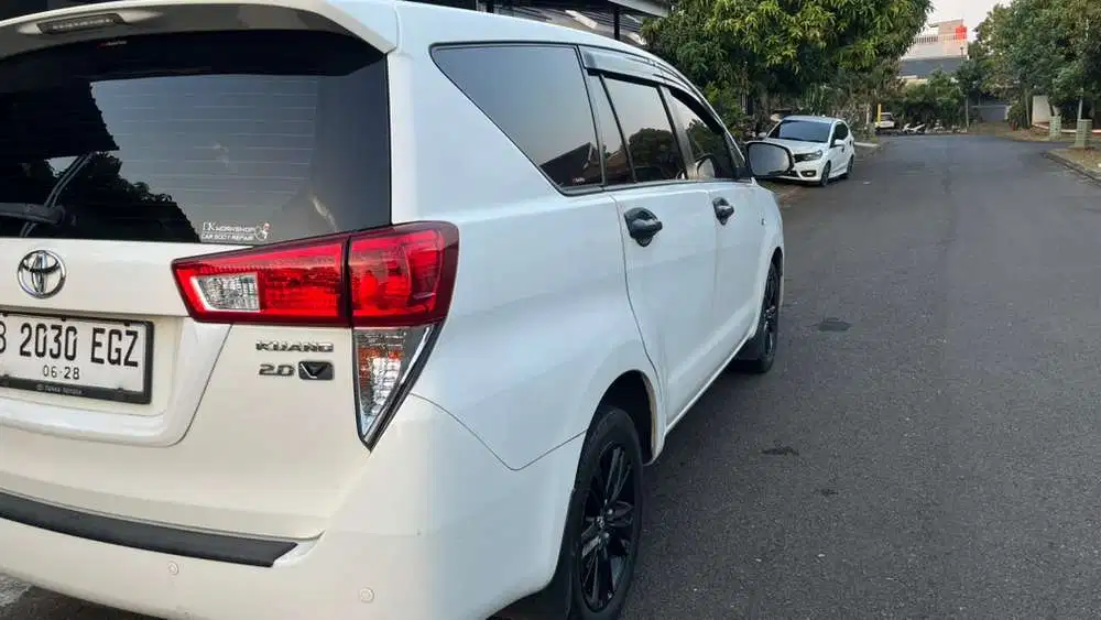 Toyota Kijang Innova 2019 Bensin