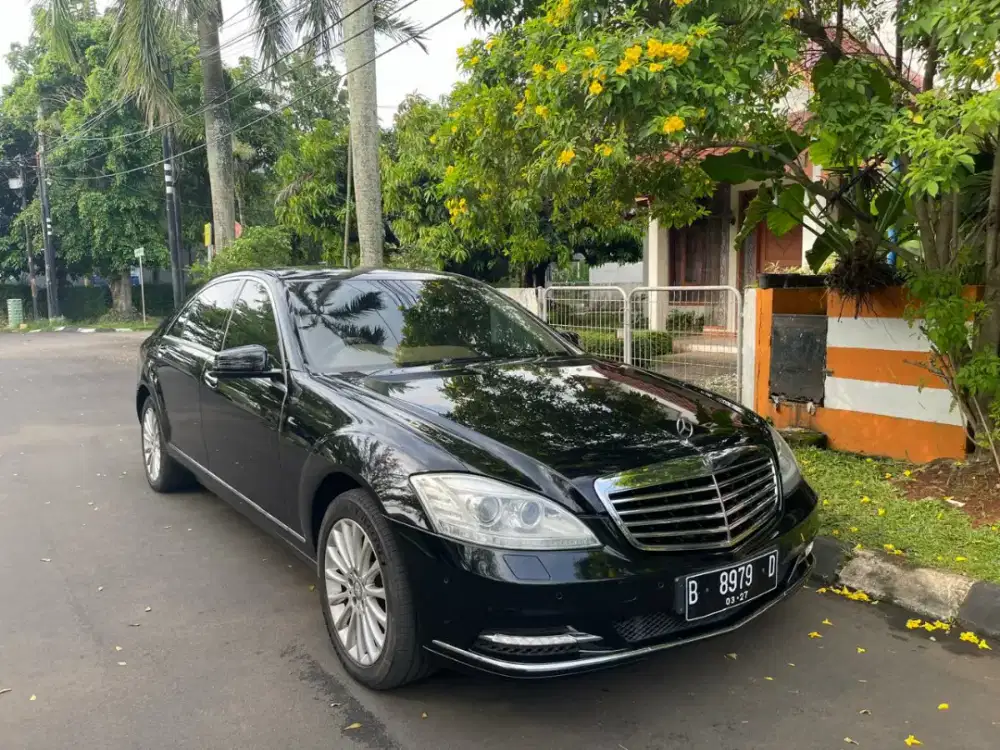 Mercedes-Benz S300 RSE Full Option 2011