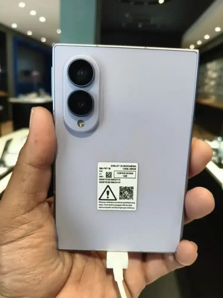 Samsung ZFold 8 256GB