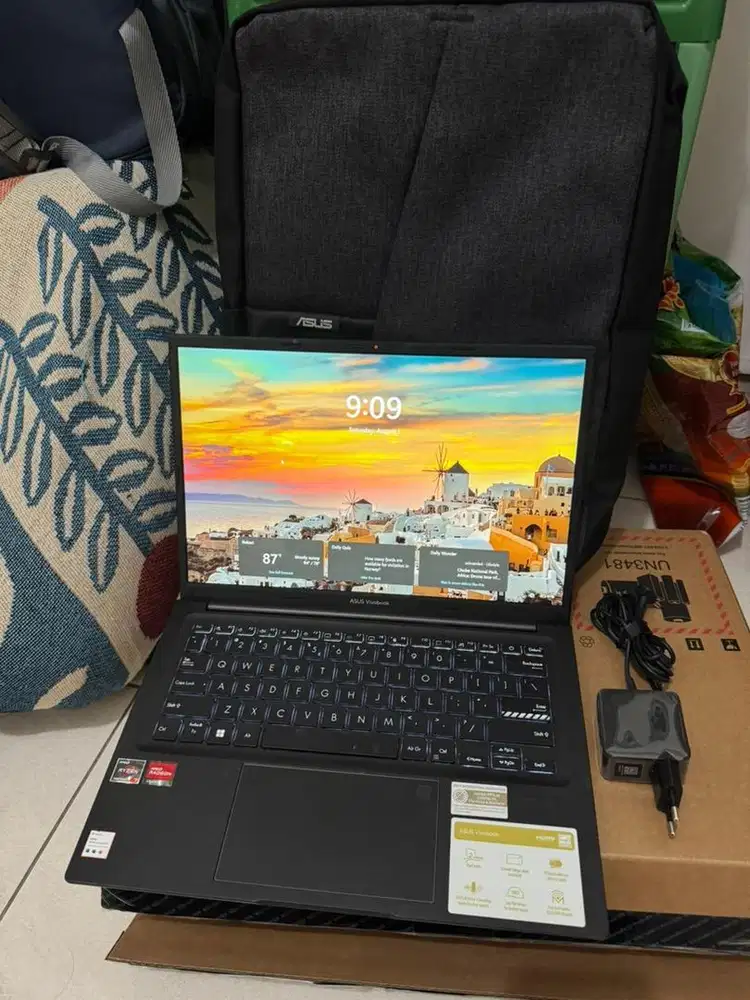 Jual santai asus vivobook 14 baru pake 2 bulan99
