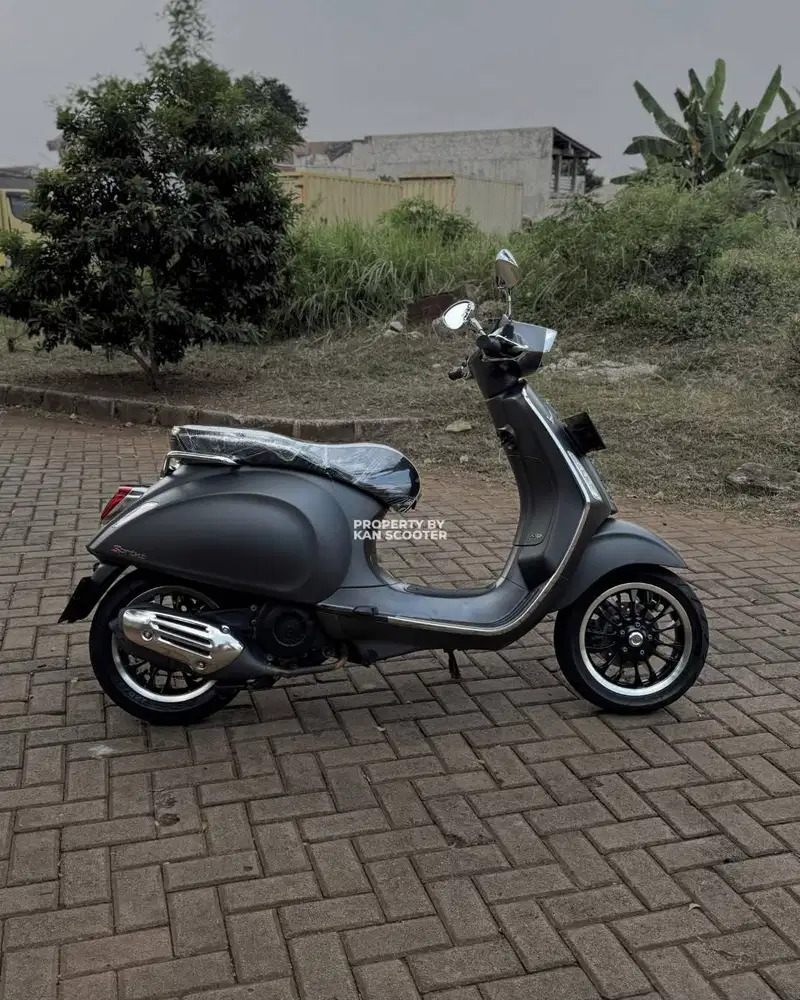 JUAL MURAH VESPA SPRINT 150 IGET ABS FACELIFT 2019 MULUS