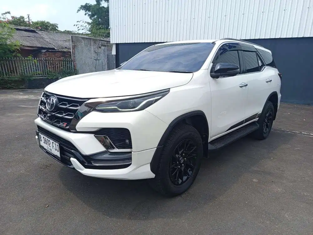 Toyota Fortuner VRZ 2.8 GR AT 2022