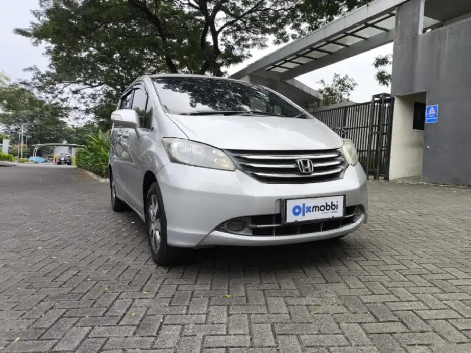 Pajak Panjang - Honda Freed 1.5 E Bensin-AT 2012