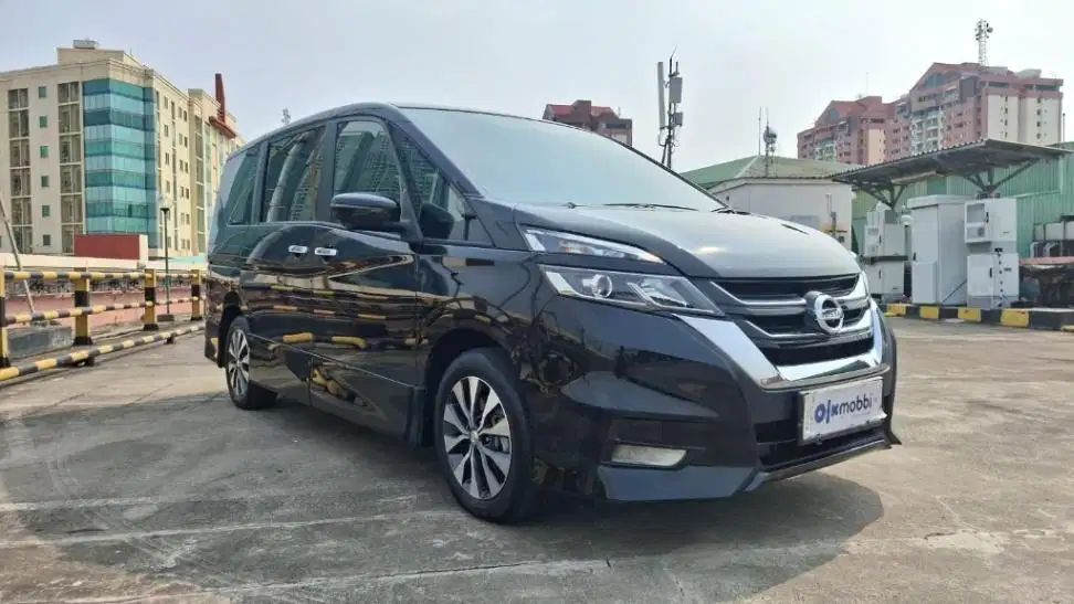 Nissan Serena 2.0 Highway Star Bensin-AT 2023