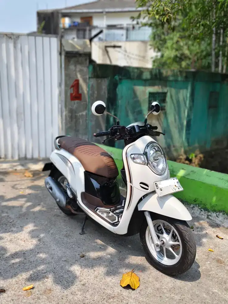 Dijual Scoopy 2018