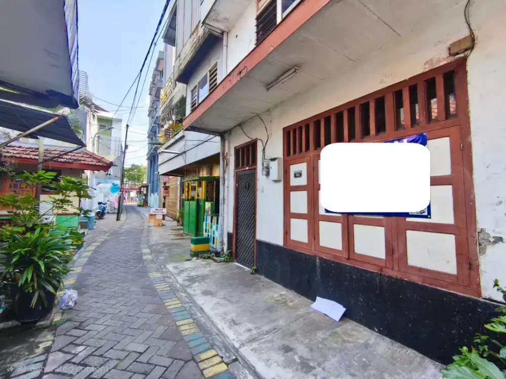 Jual rumah lama Surabaya pusat