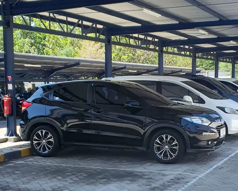 Honda HRV S AT 2015
