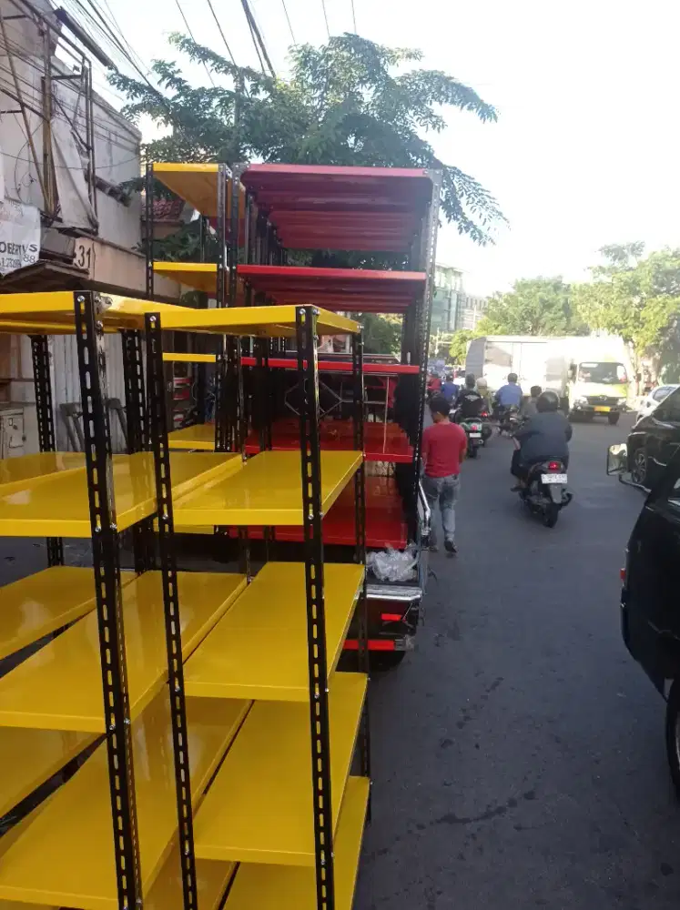 RAK BESI SIKU LUBANG