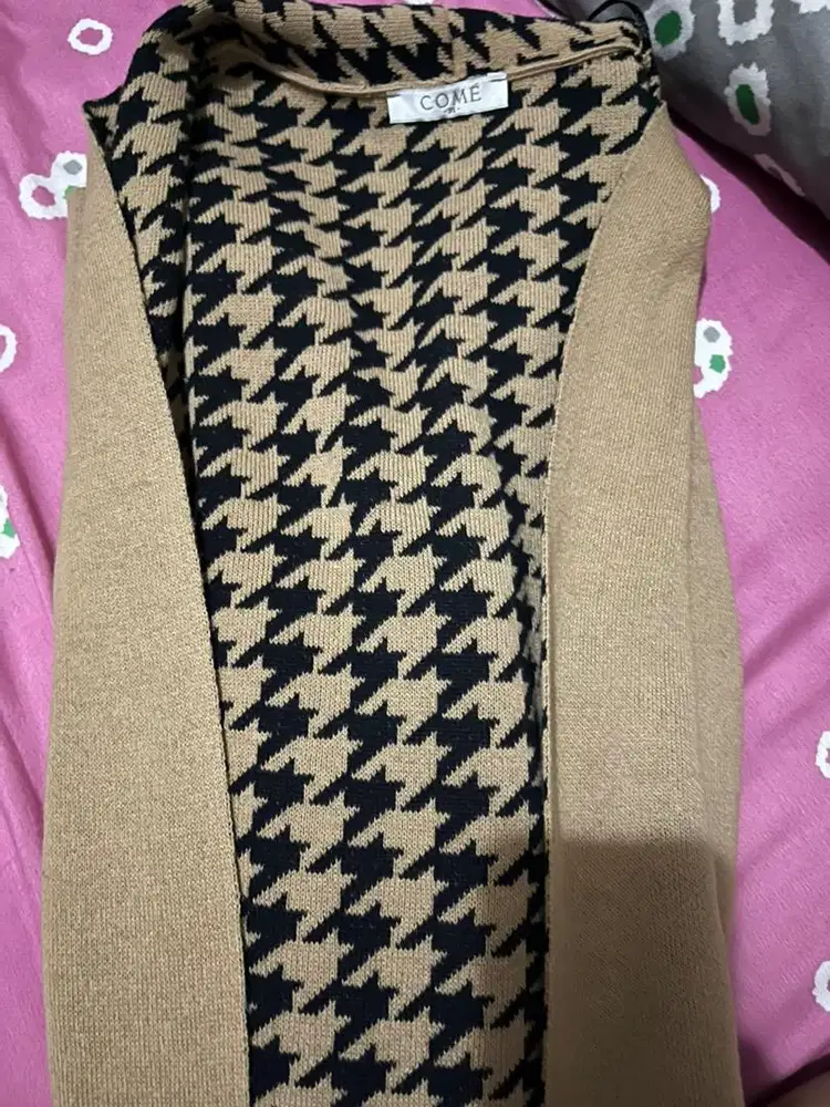 Outer Knit Merk COME