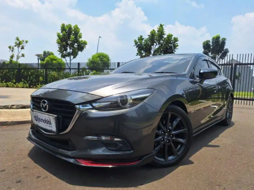 Mazda 3 2.0 Skyactive-G Hatchback Bensin-AT 2019 Abu-Abu