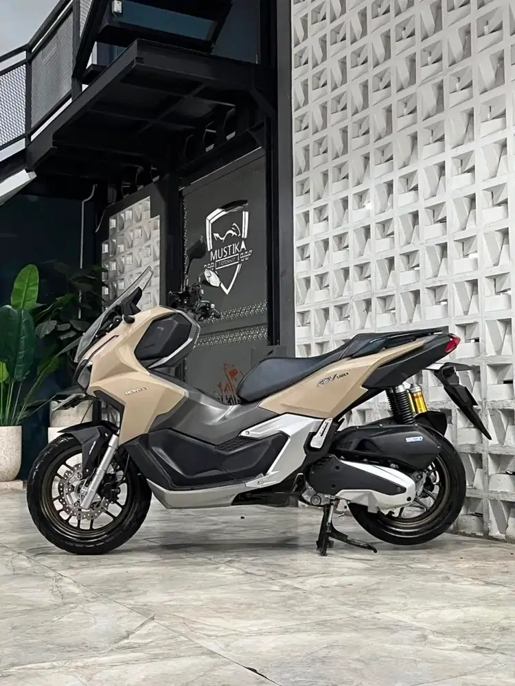 HONDA ADV 160 ABS 2024 - Chintia Mustika