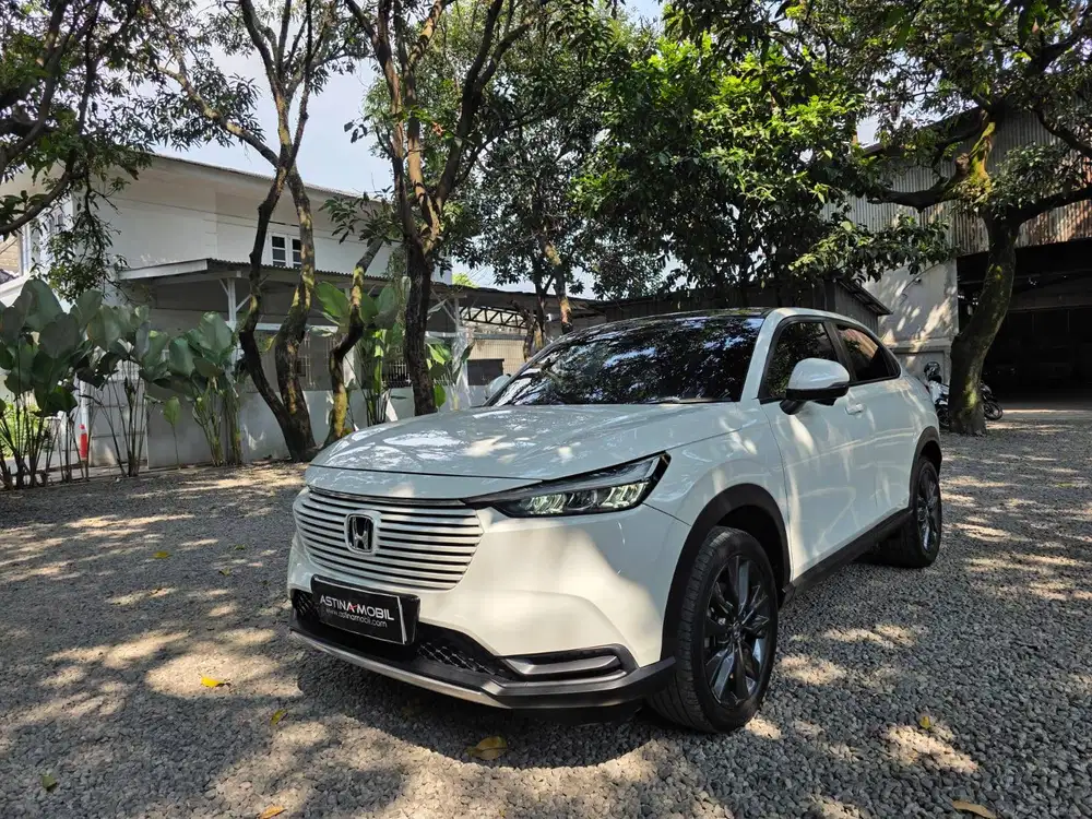 HONDA HRV 1.5 SE CVT MATIC 2023 ASTINA MOBIL HRV AT SPESIAL EDITION