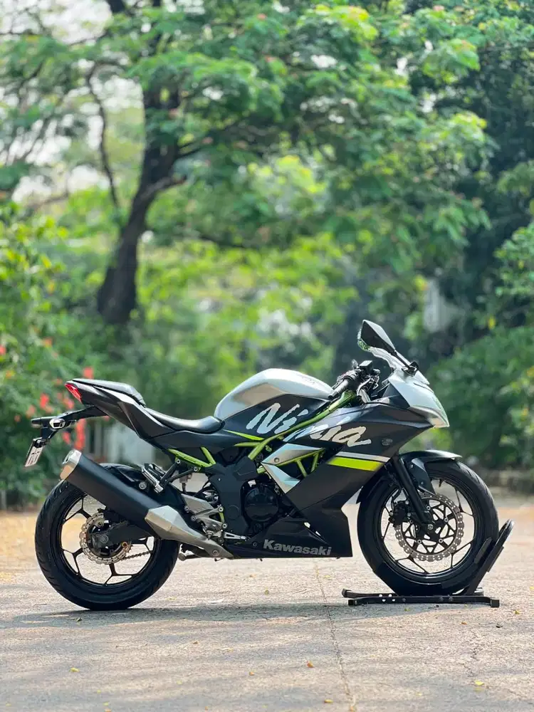 KAWASAKI NINJA MONO 250 SL HITAM 2019 KM LOW PAJAK ON LIKE NEW