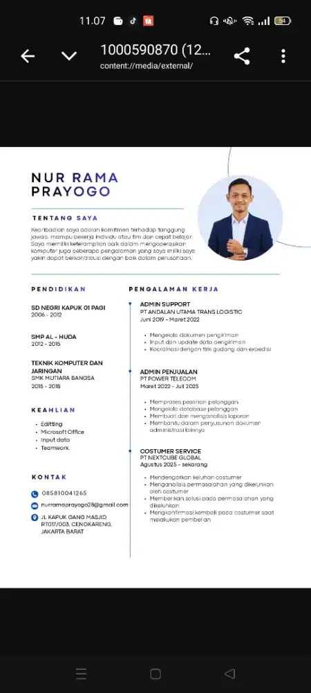 Mencari Lowongan pekerjaan Customer service
