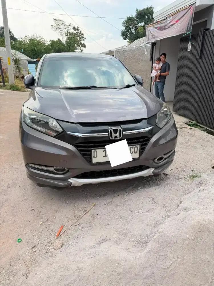 DIJUAL MURAH KONDISI APA ADANYA HRV 1.8 PRESTIGE 2015