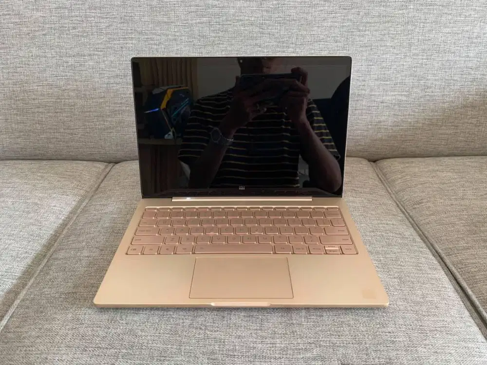 Mi Air | Intel Core M3 - 7Y30 | RAM DDR3 4GB | SSD 256GB Siap Pakai