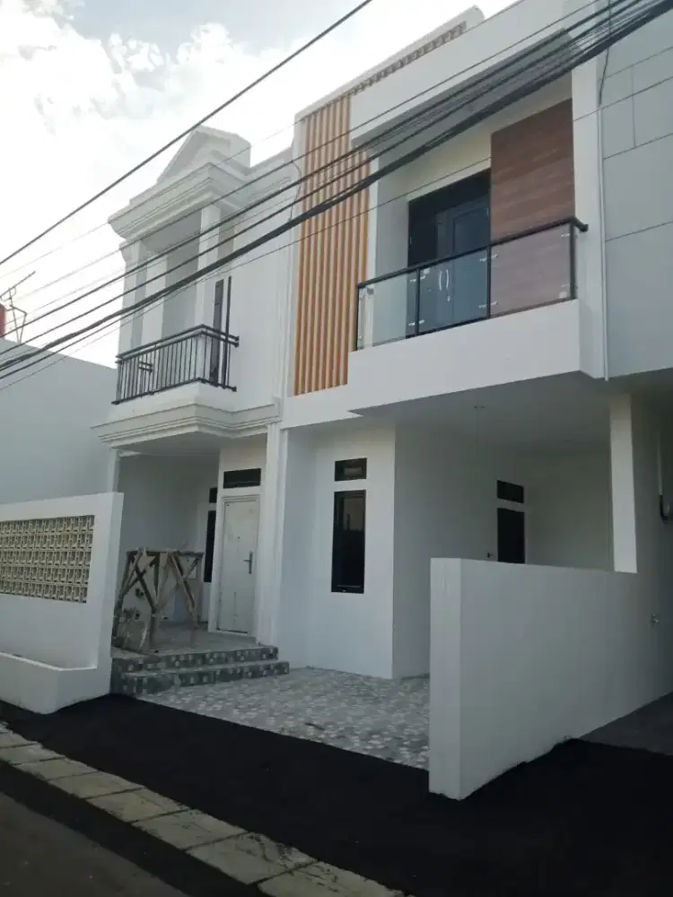 Rumah Mewah Dekat RS Siloam Jakarta Selatan