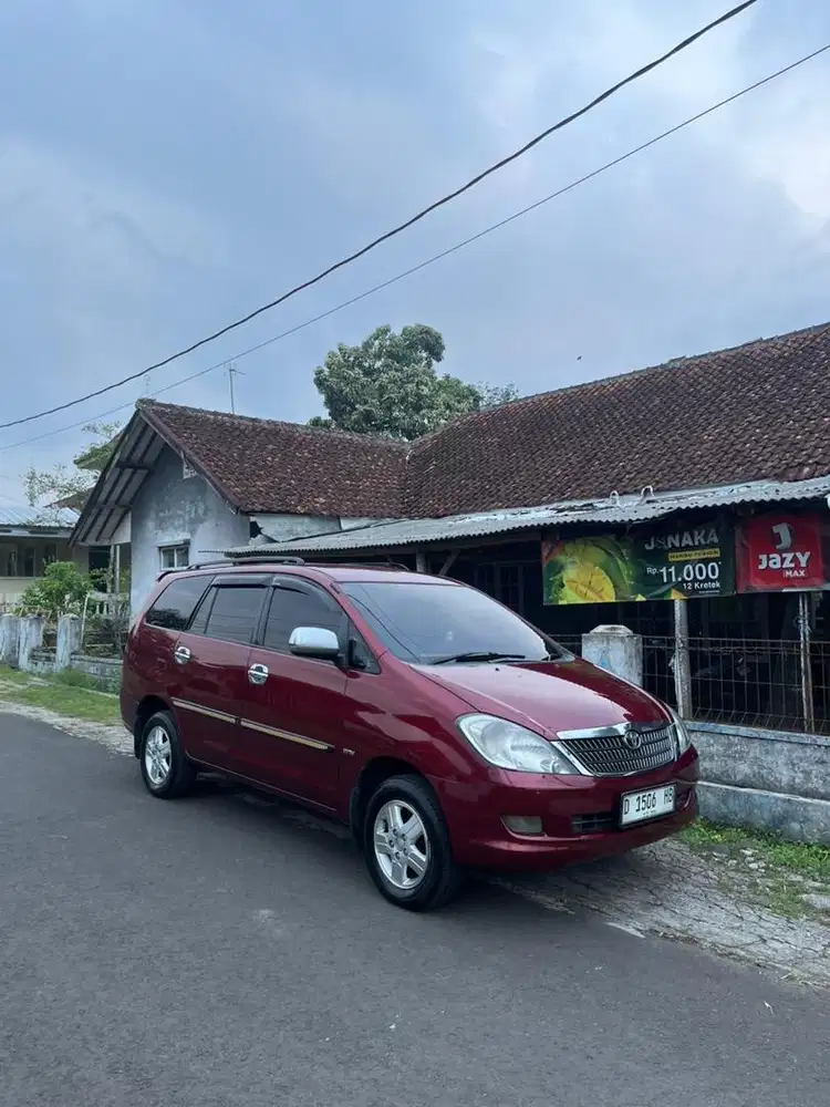 Innova G 2004 bensin matic