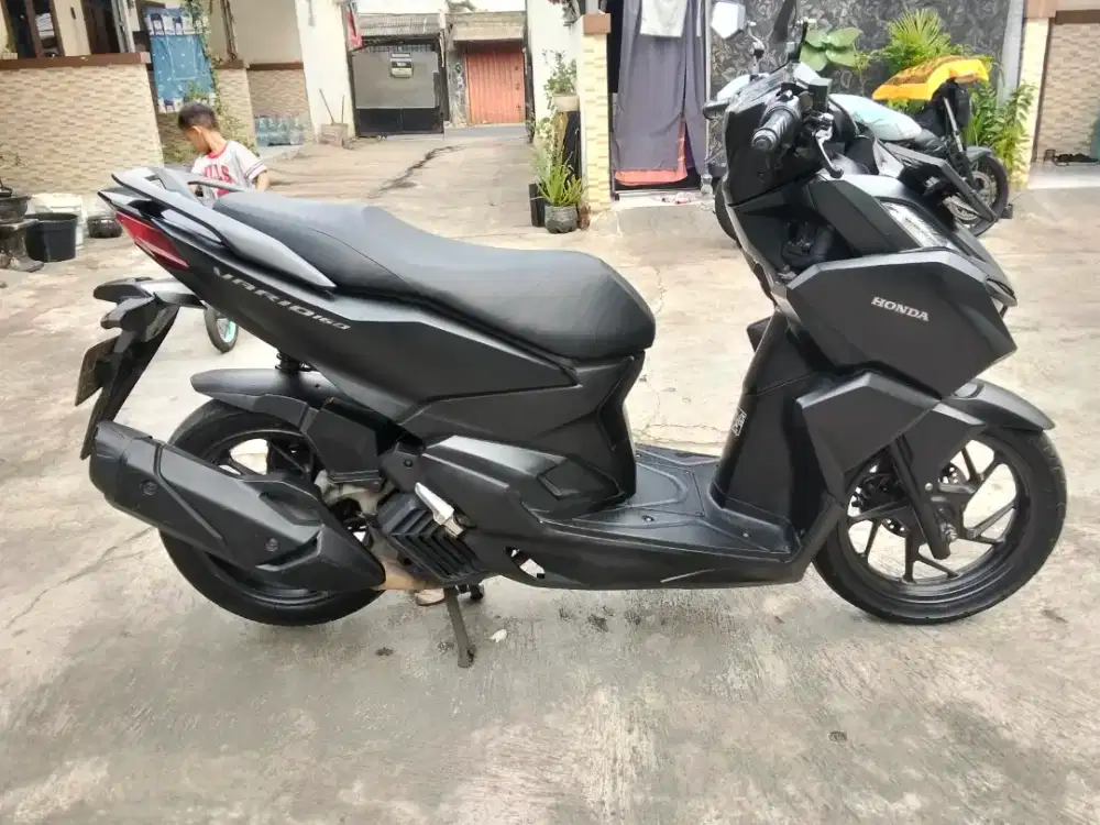 HONDA VARIO 160 TAHUN 2022 MESIN OK