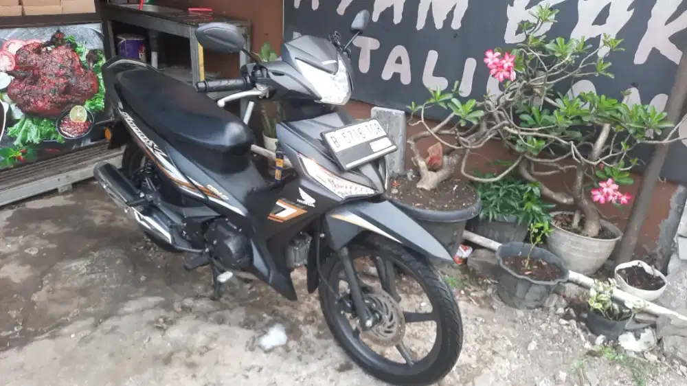 Supra X 125 fi 2023 mint condition