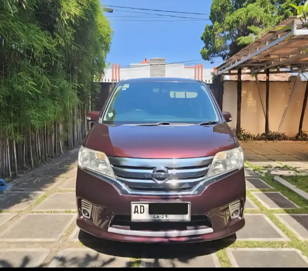 Nissan Serena 2.0 Highway Star Panoramic 2013 AT Bensin