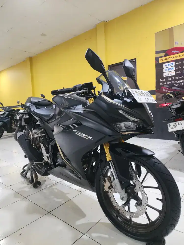READY STOCK ANTIK NEW CBR 150R MESIN GRESS
