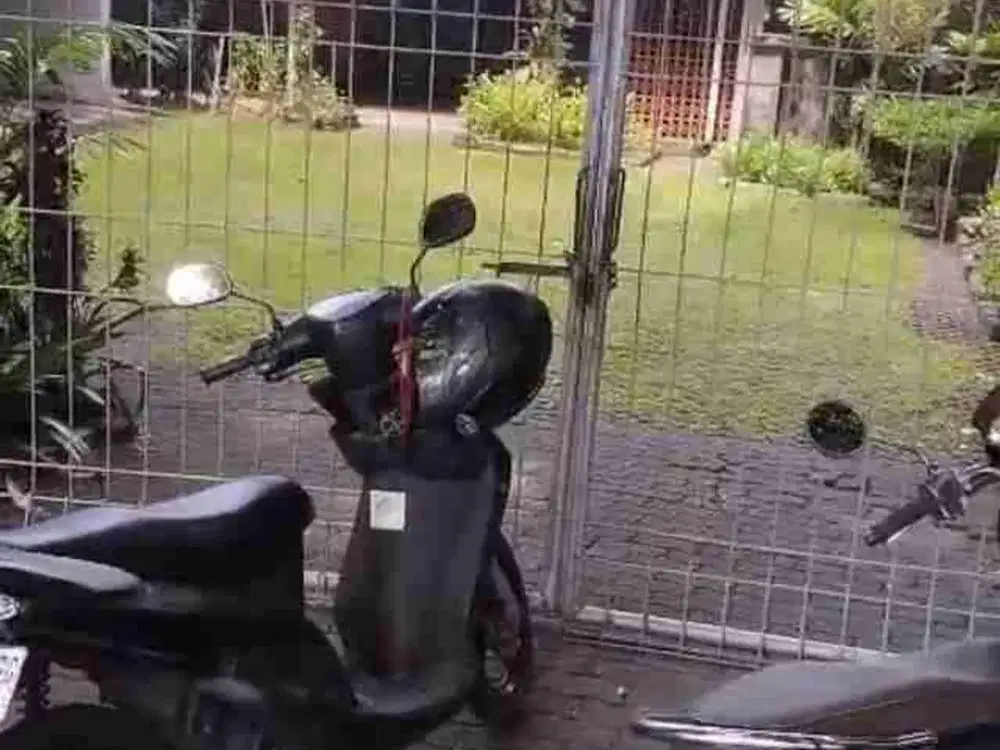 Lahan Komersial 500m² Bonus Rumah di Sesetan
