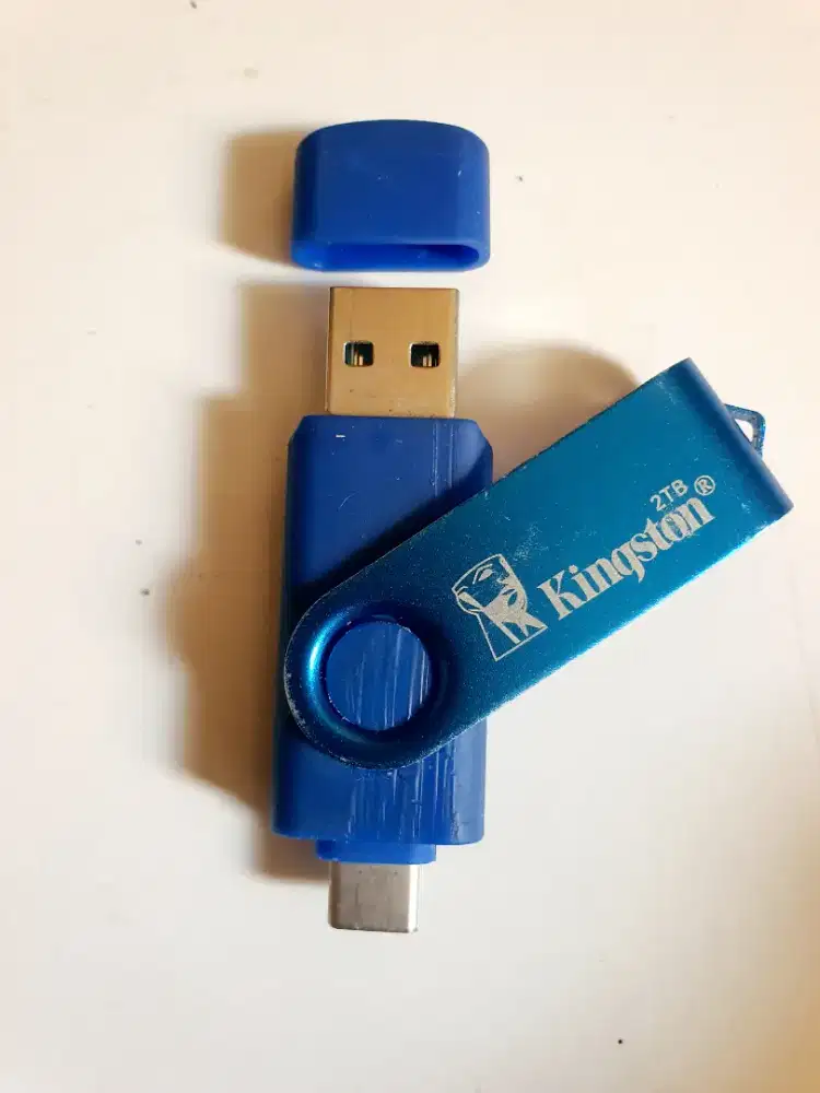 Flashdisk kapasitas 2 TB sdh plus type C Normal